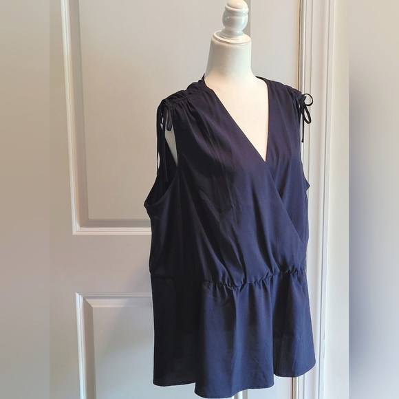 🌺Lane Bryant Peplum Top Drawstring Shoulder Sleeveless Night Sky - Picture 6 of 12